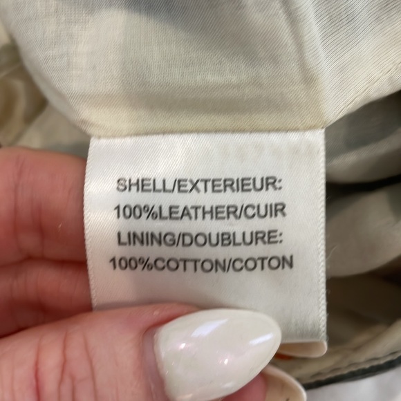 TORY BURCH LEATHER tie-dye dark grey and ivory low-rise shorts. - Picture 4 of 5